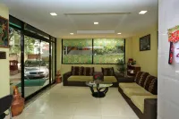 New Hotel Panda - bar