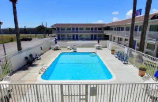 Motel 6 Corpus Christi, TX - East - North Padre Island