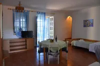 Villa Teti Hotels in Campofelice di Roccella