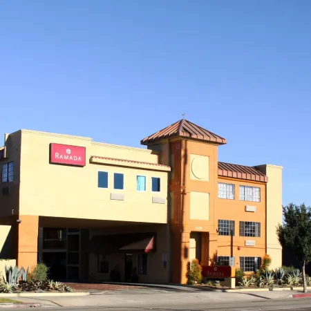 Ramada by Wyndham Culver City Отели рядом с достопримечательностью «Студия "Сони Пикчерс"»