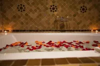 Riad Mimouna - 4-Star