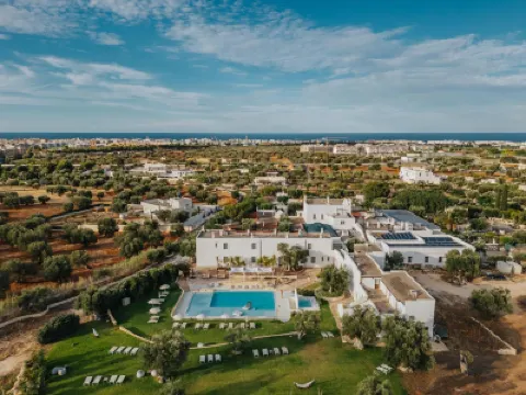 Masseria Torrepietra Отели в г. 