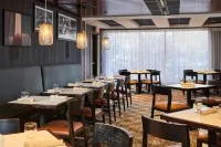 DoubleTree by Hilton Raleigh Crabtree Valley Các khách sạn ở Raleigh