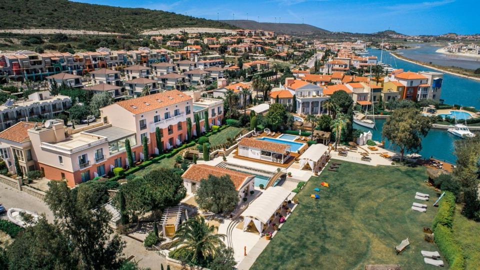Antmare Hotel
