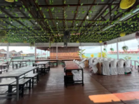 Derawan Fisheries Cottage Hotels in Berau Regency