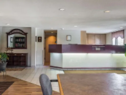 Travelodge by Wyndham Bridgewater Hotels in Lunenburg County