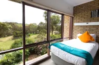 Bellbrae Motel - Beach