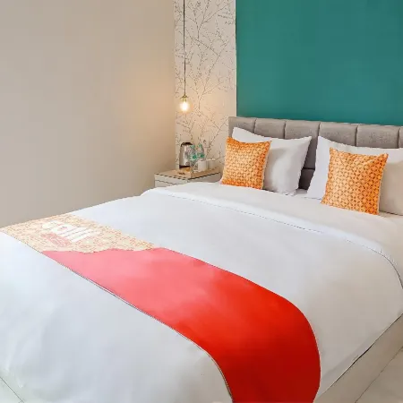 Roso Tentrem by Calli Rooms