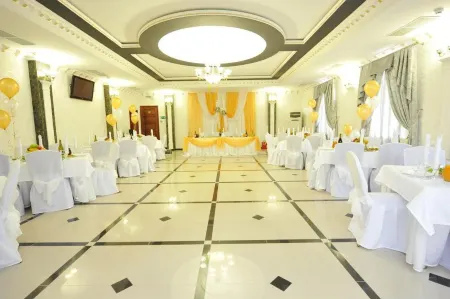 Frant Hotel (Франт Отель)