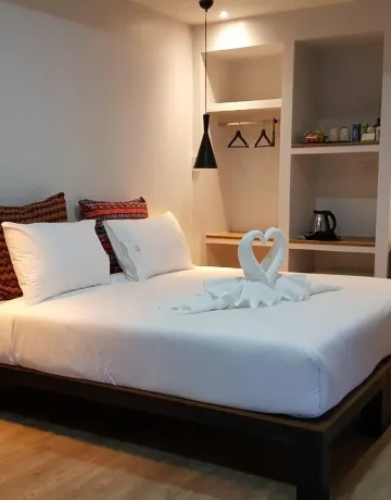 หลังวิวสวน พร้อมระเบียง