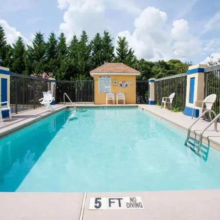 Days Inn by Wyndham Covington