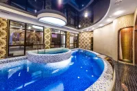 KHalif Hotel - Pools