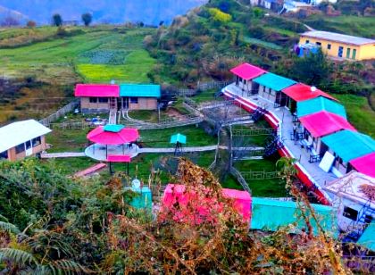 Bamboo Junction Resort - Kanatal, Valley & Mountain View