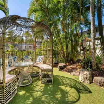 Mantra 鱷魚俱樂部艾爾利海灘度假村 Hotel Exterior