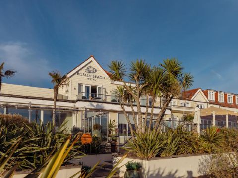 Roslin Beach Hotel