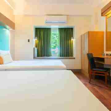 Microtel by Wyndham South Forbes Near Nuvali Rooms