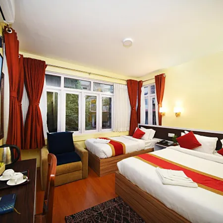 Hotel Odyssey Nepal Отели рядом с достопримечательностью «Казино Рояль»