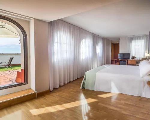 Hotel Jerez Centro Kamar Photos