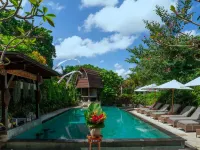 Rama Phala Resort & Spa Hoteles cerca de Museo de Arte Angung Rai (ARMA