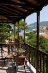 Sofia's Garden by Booking Kottas - pantai