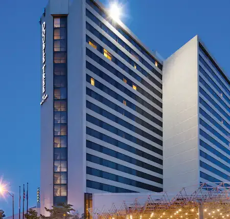 DoubleTree by Hilton Hotel Tulsa Downtown