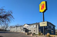 Super 8 by Wyndham Alexandria MN Hôtels à : Alexandria