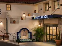 Hyatt Place Santa Barbara Hôtels à proximité de : A.C. Postel Rose Garde