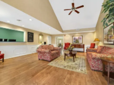 Baymont by Wyndham Thomasville Hotels in Thomasville