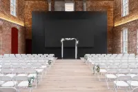 フェアフィールド イン & スイーツ マディソン ヒストリック イーグル コットン ミル