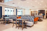 Holiday Inn Express & Suites DES MOINES - ANKENY by IHG - breakfast