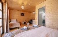 Chateau Ateni Cottages Hotel a 