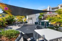 The Hill Apartments Currumbin Beach Hotels in Palm Beach