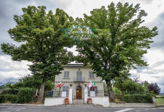 La Locanda di Adele - Il Giardinetto B&B - Housity
