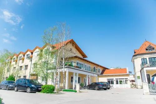 데어 빈처호프 Himberg bei Wien 호텔