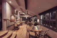Longlands Inn & Cottages - 5 ดาว