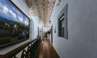 Dos Patios Querétaro Curamoria Collection