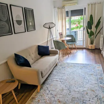 Hostal Alogar Hotels near Barcelona Sants Railway Station