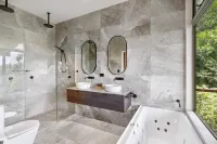Treetops Seaview Montville - spa