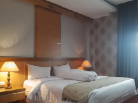 Grand Buana Lestari Hotel Hotels in Katapiang