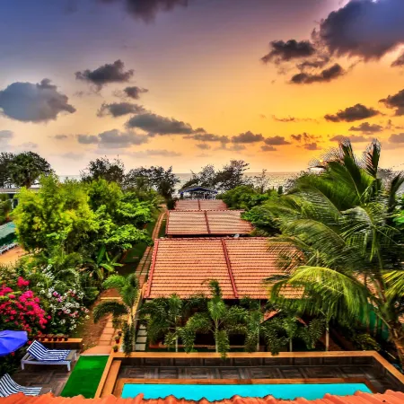 Shining Sand Beach Hotel