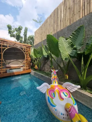 Akaya Villas Solo Hotel dekat LUWES Mojosongo