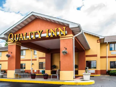 Quality Inn O'Fallon IL - St Louis