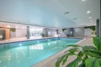 Realliance Samara hotel (Реальянс Самара Отель) - С бассейном