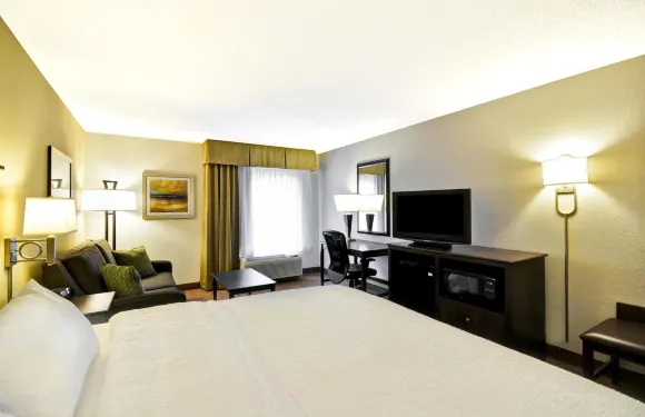 皮克威克達姆歡朋酒店 - 位於夏伊洛瀑布