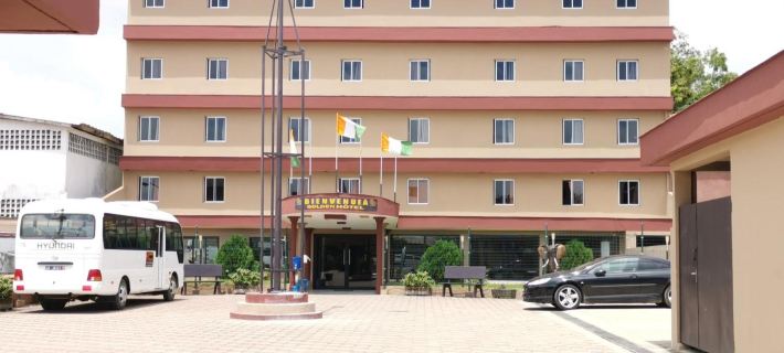 Golden Hôtel Отели в г. Абиджан