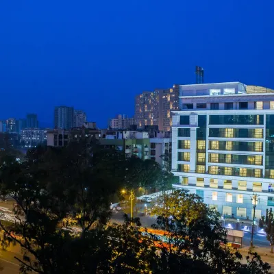 The Byke Suraj Plaza Pure Veg, Thane Отели рядом с достопримечательностью «Лейк Шор Молл - Тхане»