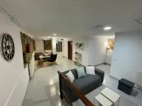 Albergue Amodiño Hotels in Arzua