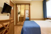 卡斯蒂利亞斯飯店二 - 停車場