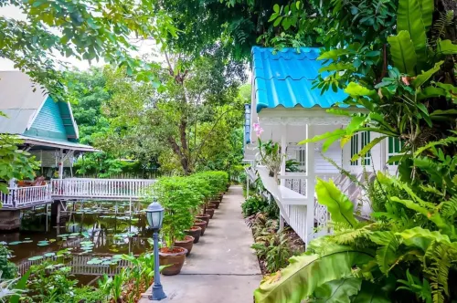 บ้านหลวงหาญ - ที่มีสระว่ายน้ำ