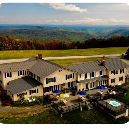 Cooper Hill Inn